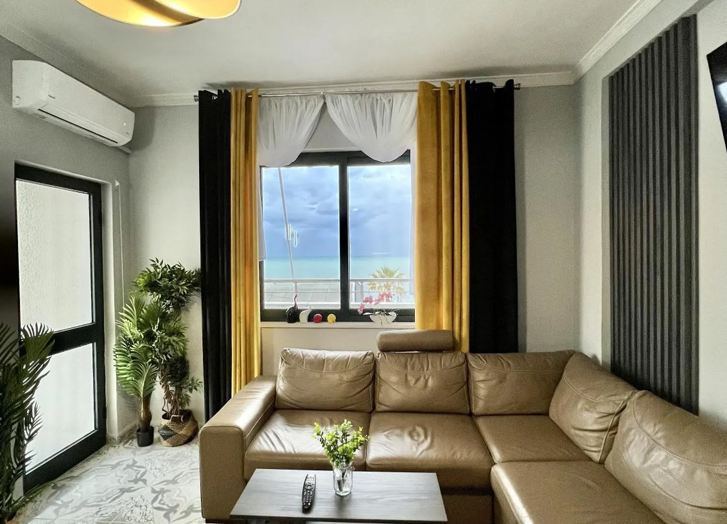 דורס Allo Apartments אלבניה