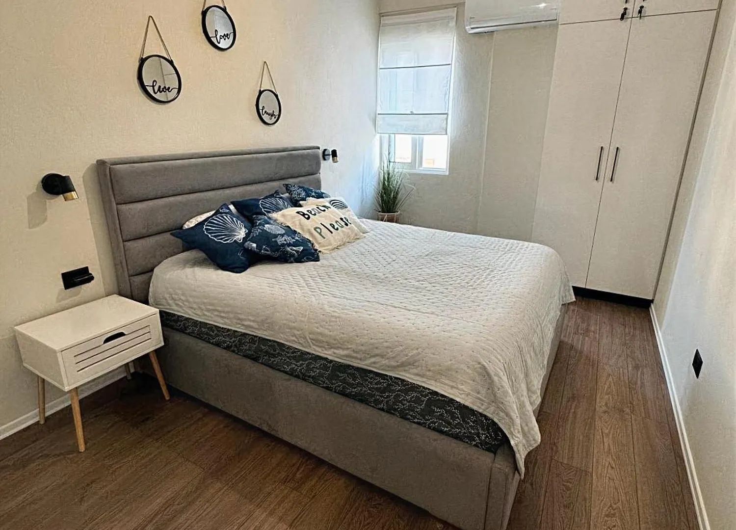 דורס Allo Apartments